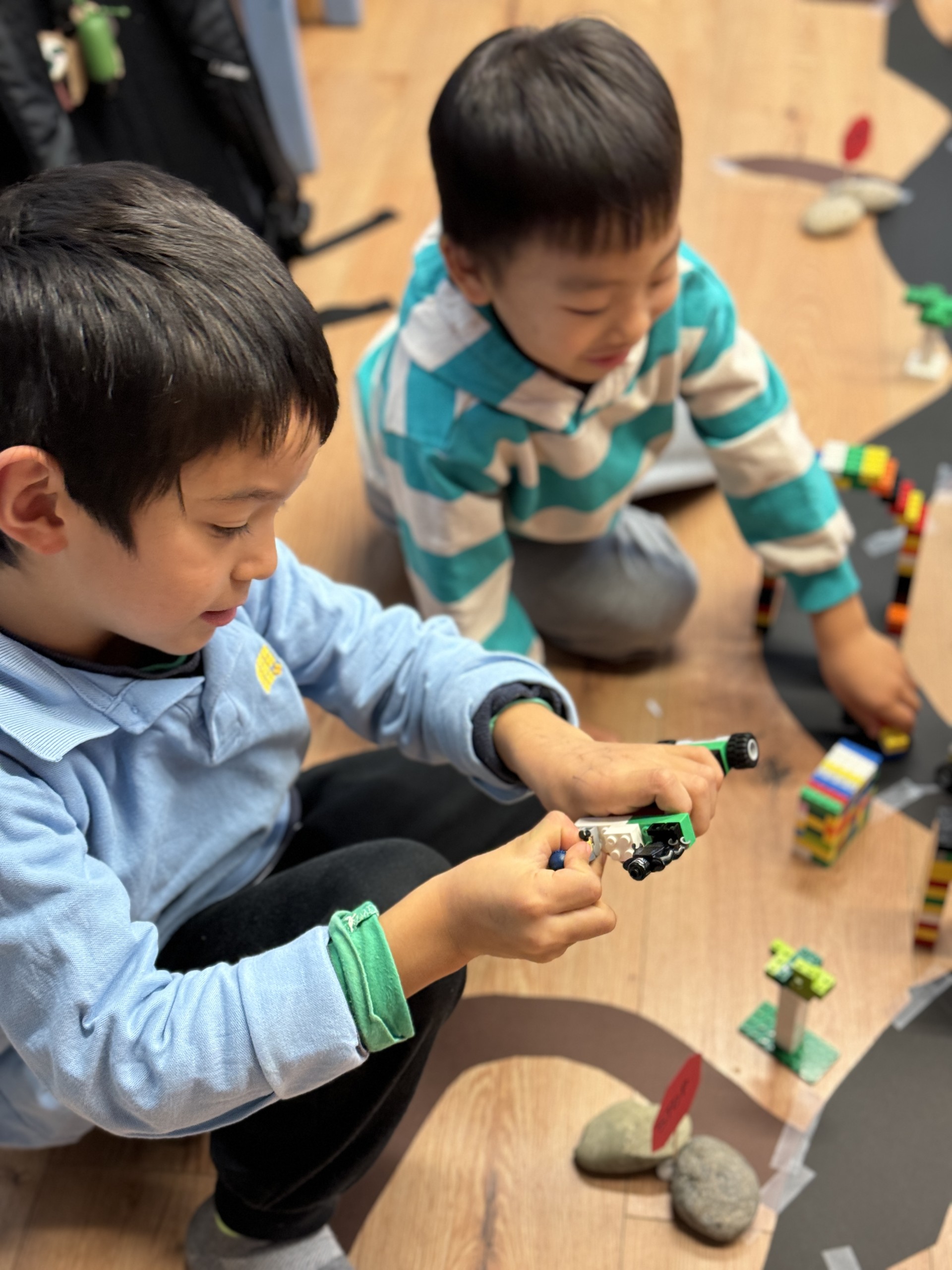 promote our little explorers, hands-on stem class for children