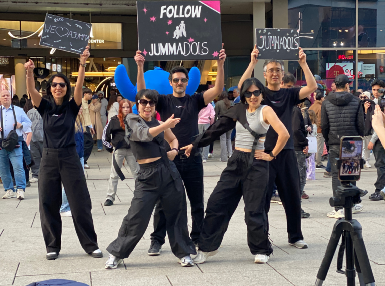 Jummadols performing at Myzeil